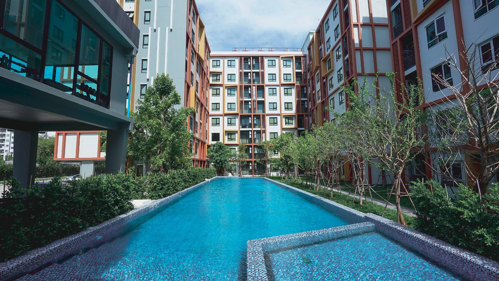 The Change Smart Value Condo - Main View